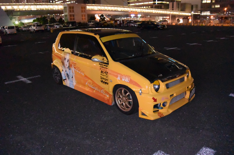 Illustration for article titled Japan, A Dogapult Trip, Part 5: Cars and Cosplay and Comiket!